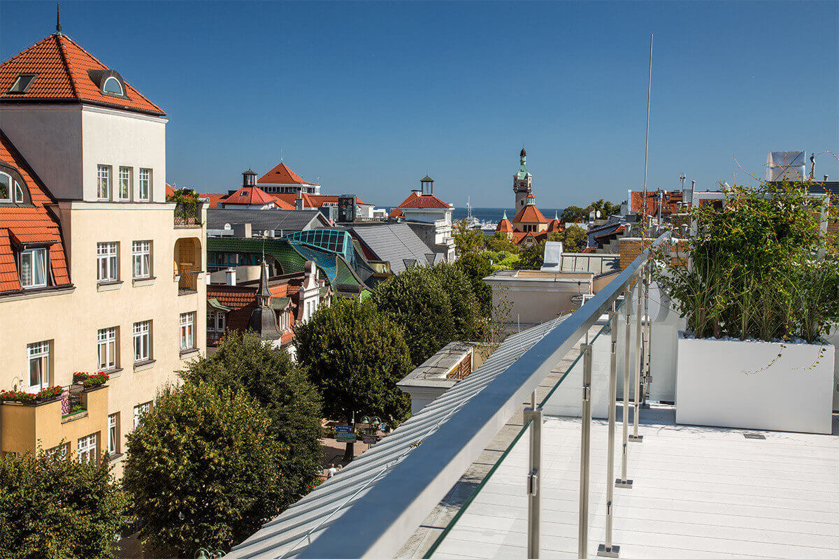 Terrasse sur le toit avec vue sur la Mer Baltique