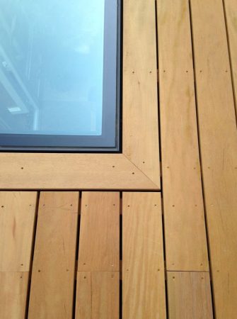 Vitres de sol Flushglaze - Glazing Vision Europe - Terrasse planes sur le toit